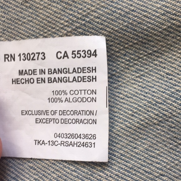 Rock & Republic denim studded vest in Medium NWT! - Picture 7 of 8